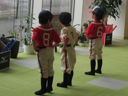 http://uki-fukushimura.jp/i-chuou/blog/assets_c/2017/12/IMG_5053-thumb-250x187-13646.jpg