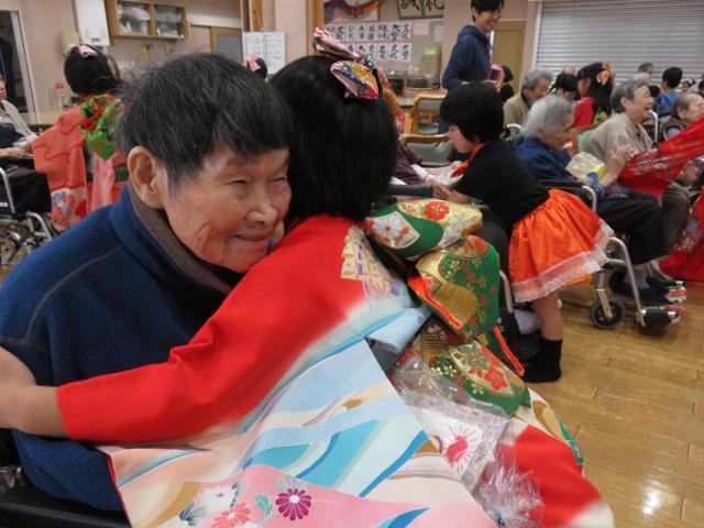 Ｄｅｃｅｍｂｅｒ　有喜保育園様　慰問