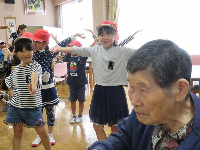 10・2019　有喜小2年生慰問