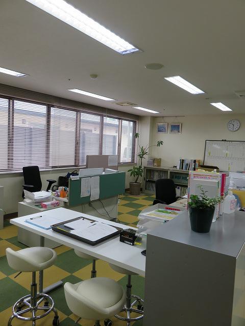 8・2020  事務室new　