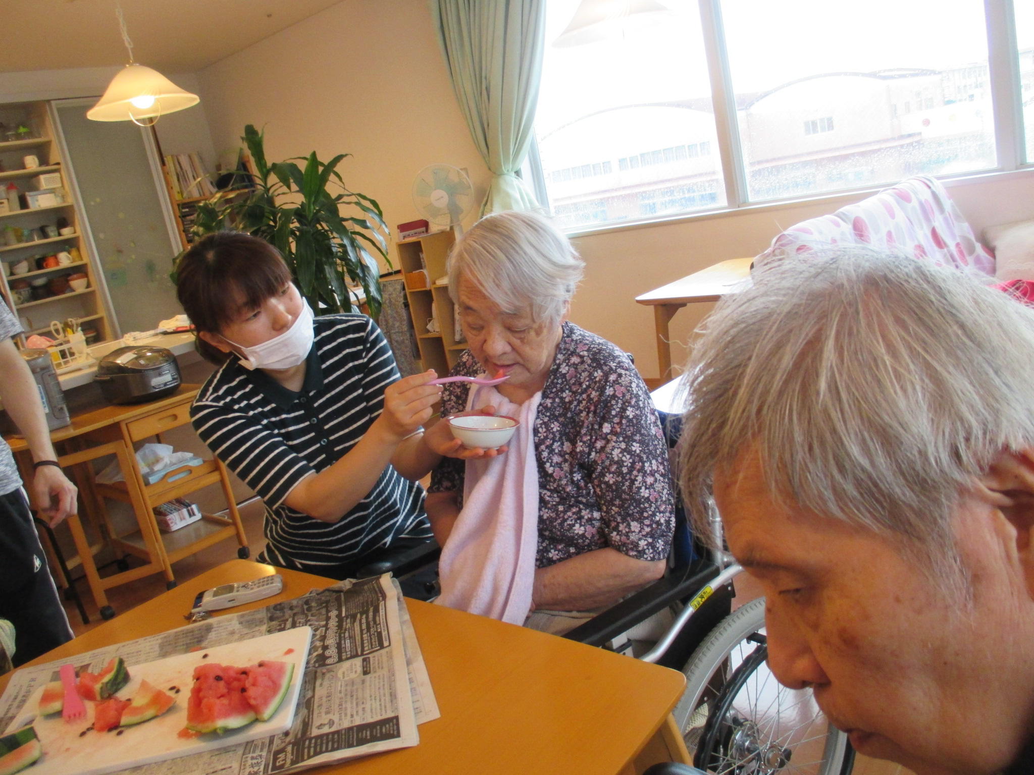 たんぽぽでスイカ割り♫