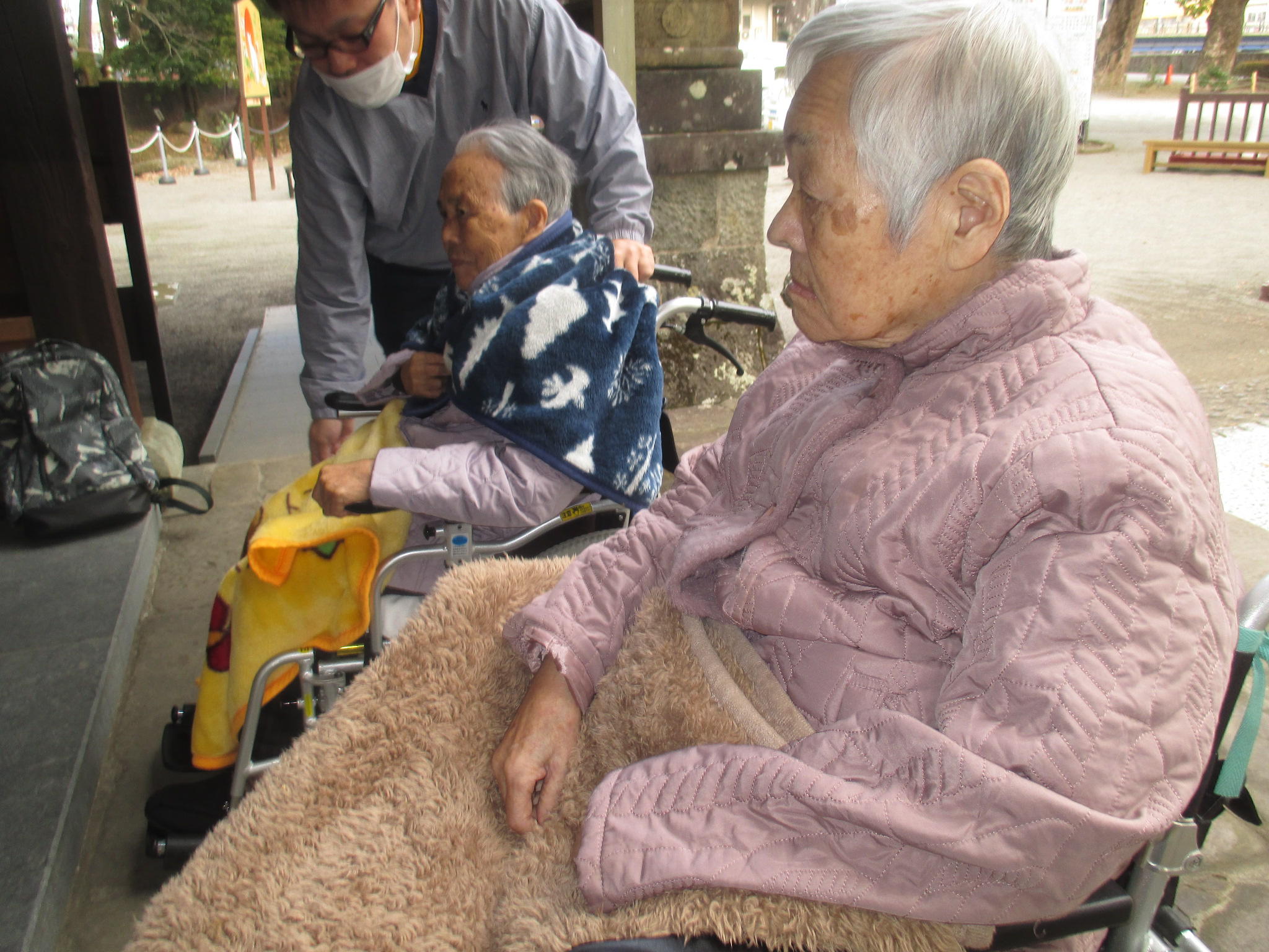 遅くなりましたが...