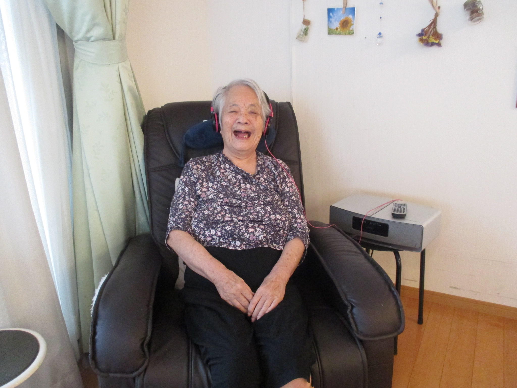 たんぽぽで、ぶどうのつかみ取り♫