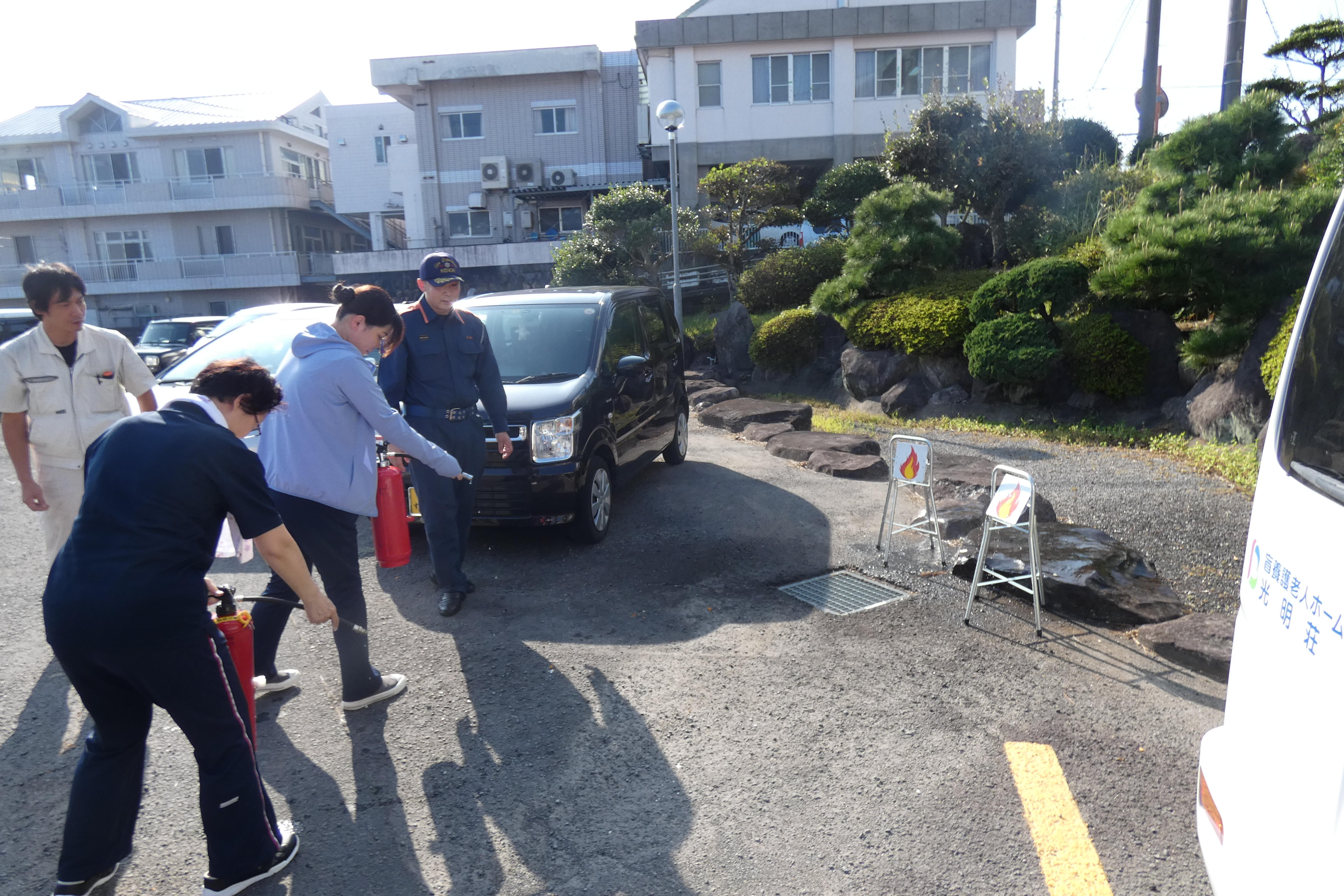 避難訓練（ブラインド訓練）